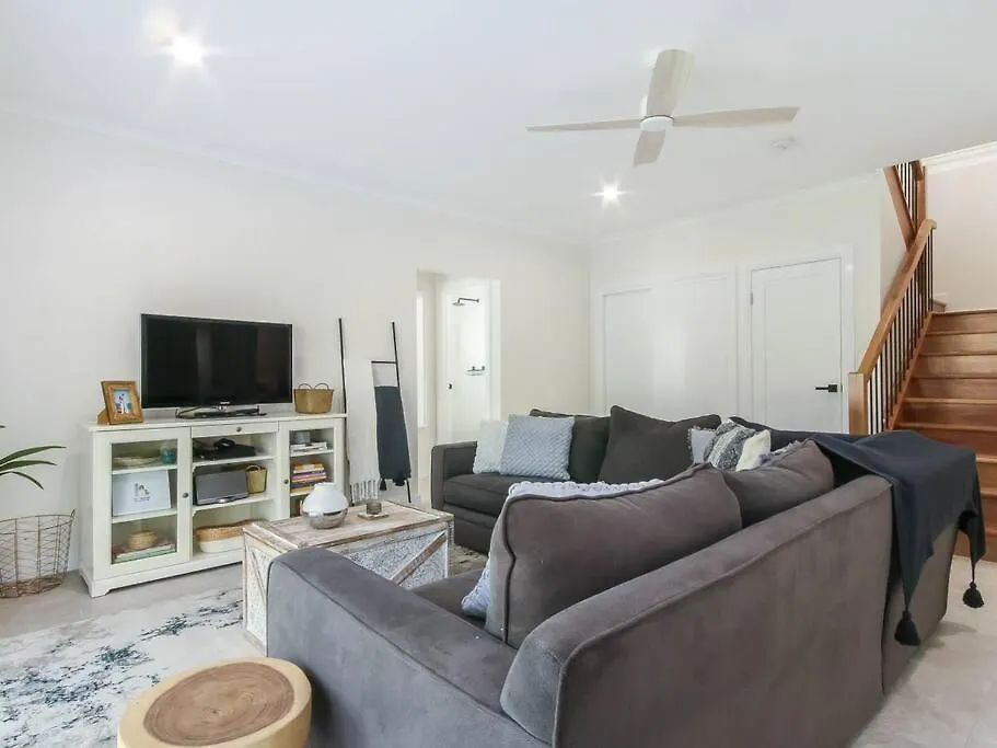 A Family Affair ~ 4 Bed/2.5Bath/Pool ~ Morningside Villa Brisbane 0*,  Australia